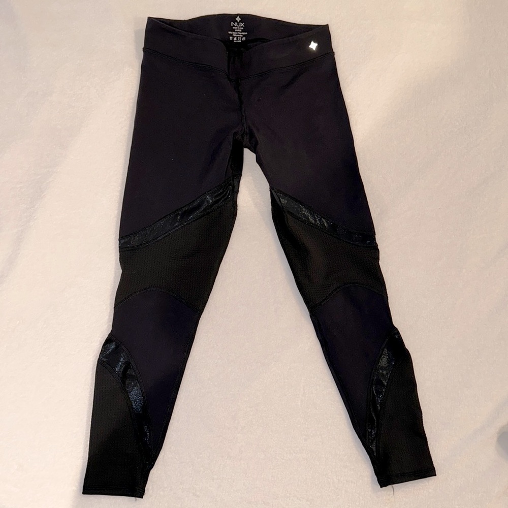 NUX Black Leggings sz Large